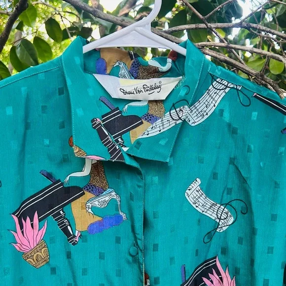 VINTAGE 80s Diane Von Furstenberg DVF Piano Player Art Deco Blouse Teal M - Picture 2 of 7
